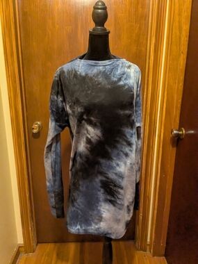 Tie-Dye Dolman Tunic